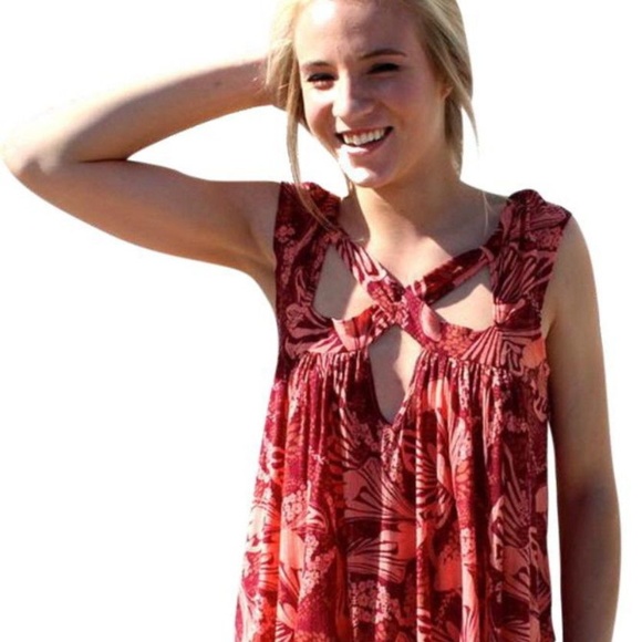NWT Free People Red & Orange Cut Out Top - Picture 2 of 7